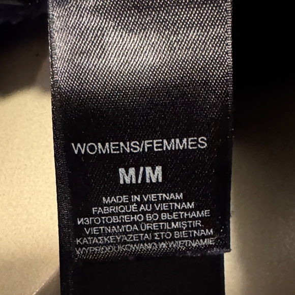 The North Face Women's Deep Purple Teddy Fleece Jacket - Picture 4 of 10